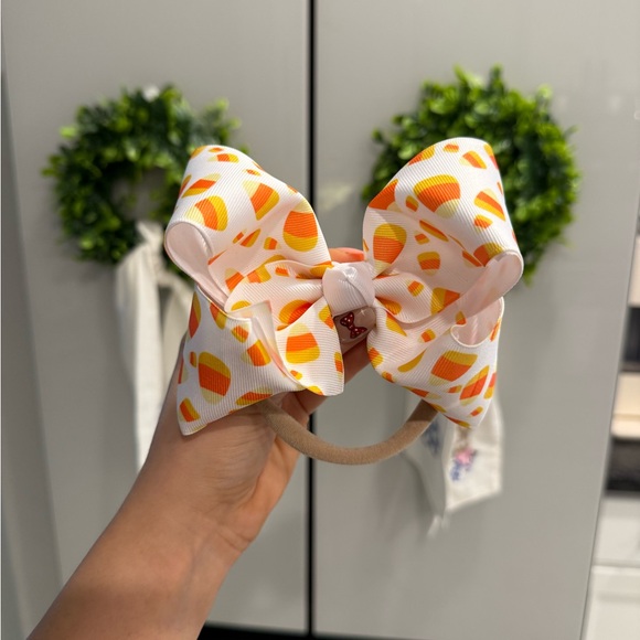 Candy Corn Pattern Hair Bow for Kids curlin bow co - Picture 1 of 1